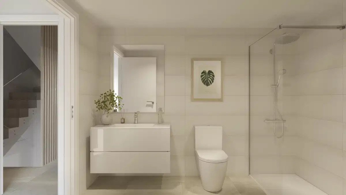 4-Bedroom, 3-Bathroom Townhouse with Private Garden and Sea Views in Rincón de la Victoria