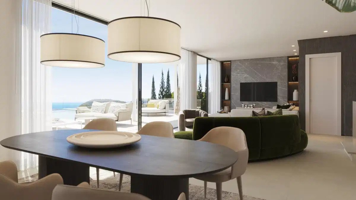 3-Bedroom, 3-Bathroom Luxury Villa with Panoramic Mediterranean Views near Estepona
