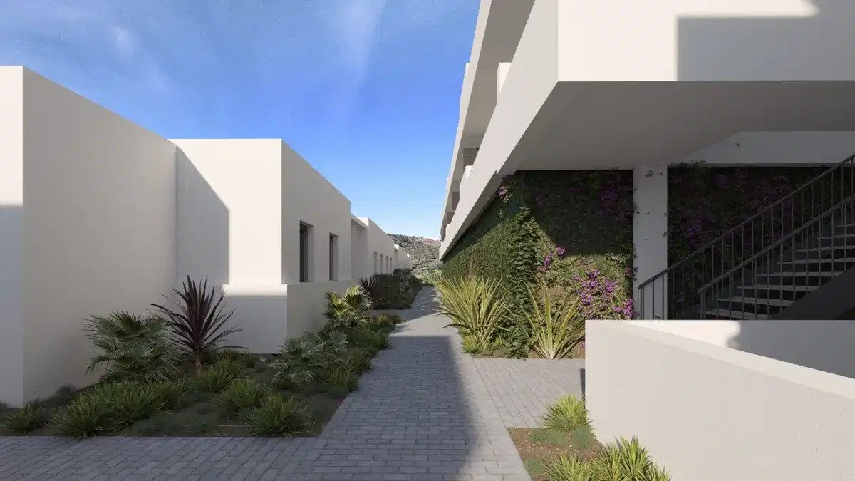 4-Bedroom, 3-Bathroom Townhouse with Sea Views and Spacious Terraces in Manilva