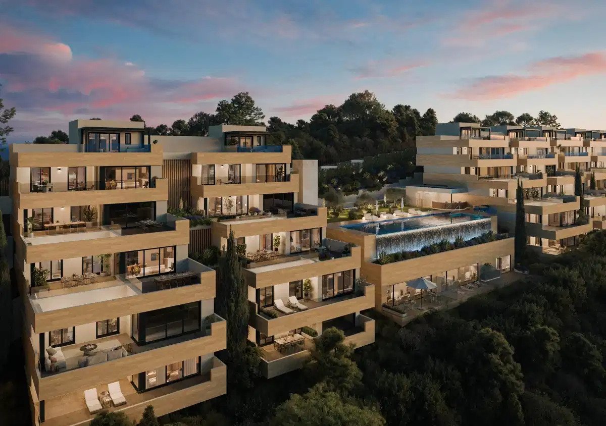 2-Bedroom, 2-Bathroom Ground Floor Apartment with Sea Views and Exceptional Amenities in Marbella