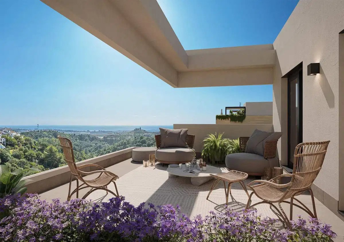 2-Bedroom, 2-Bathroom Ground Floor Apartment with Sea Views and Exceptional Amenities in Marbella
