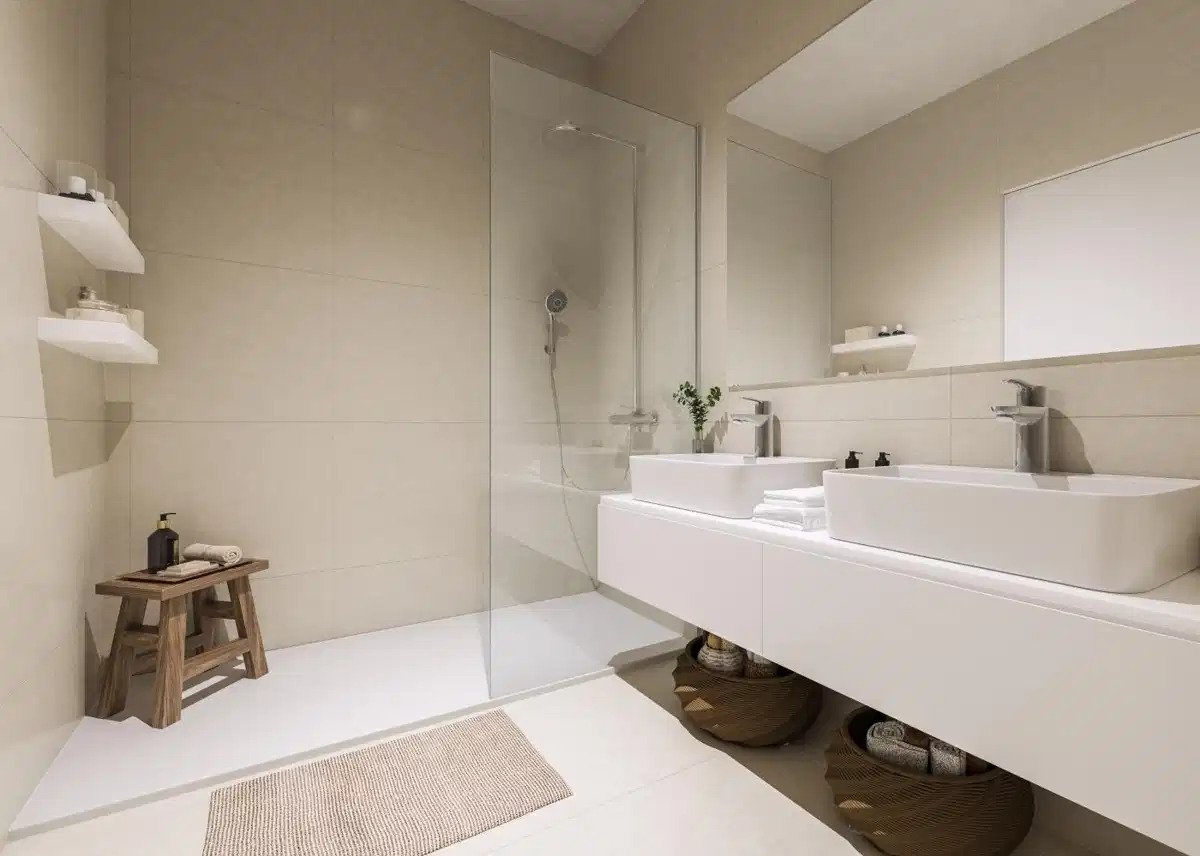 2-Bedroom, 2-Bathroom Ground Floor Apartment in Modern Estepona Complex