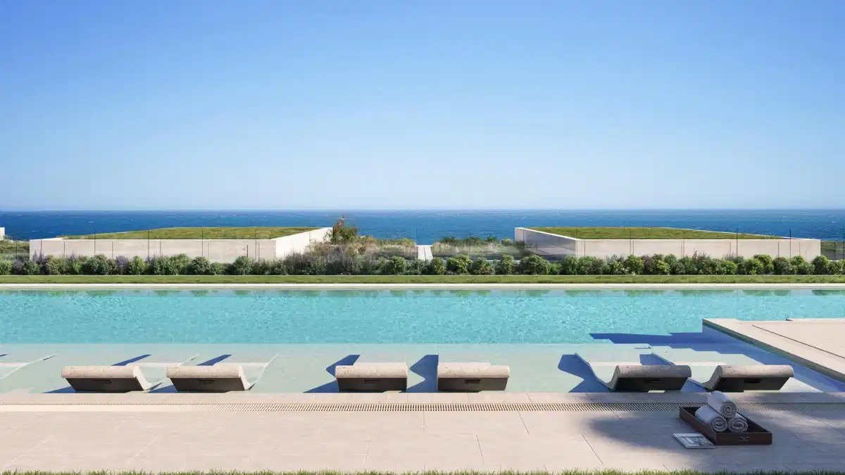 3-Bedroom, 2-Bathroom Beachfront Ground Floor Apartment in Manilva with Panoramic Sea Views