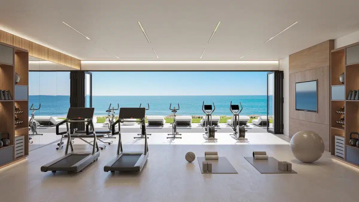 3-Bedroom, 2-Bathroom Penthouse Beachfront Oasis in Manilva with Panoramic Sea Views