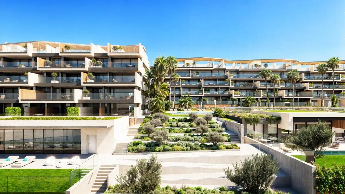 3-Bedroom, 2-Bathroom Penthouse Beachfront Oasis in Manilva with Panoramic Sea Views