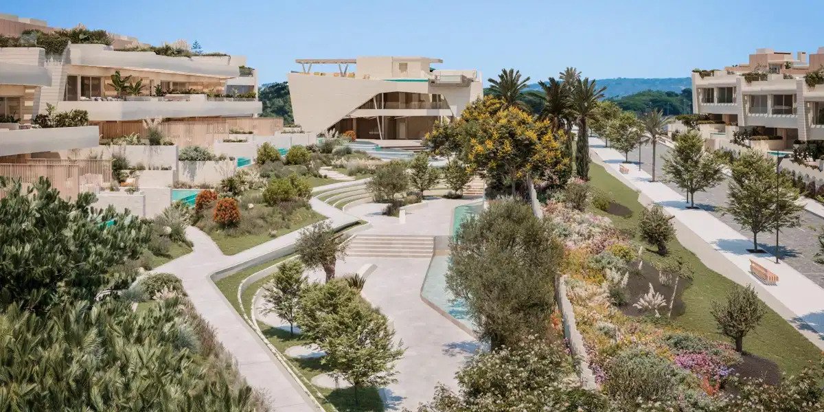 4-Bedroom, 4-Bathroom Semidetached Home in Exclusive Beachfront Complex Near Marbella