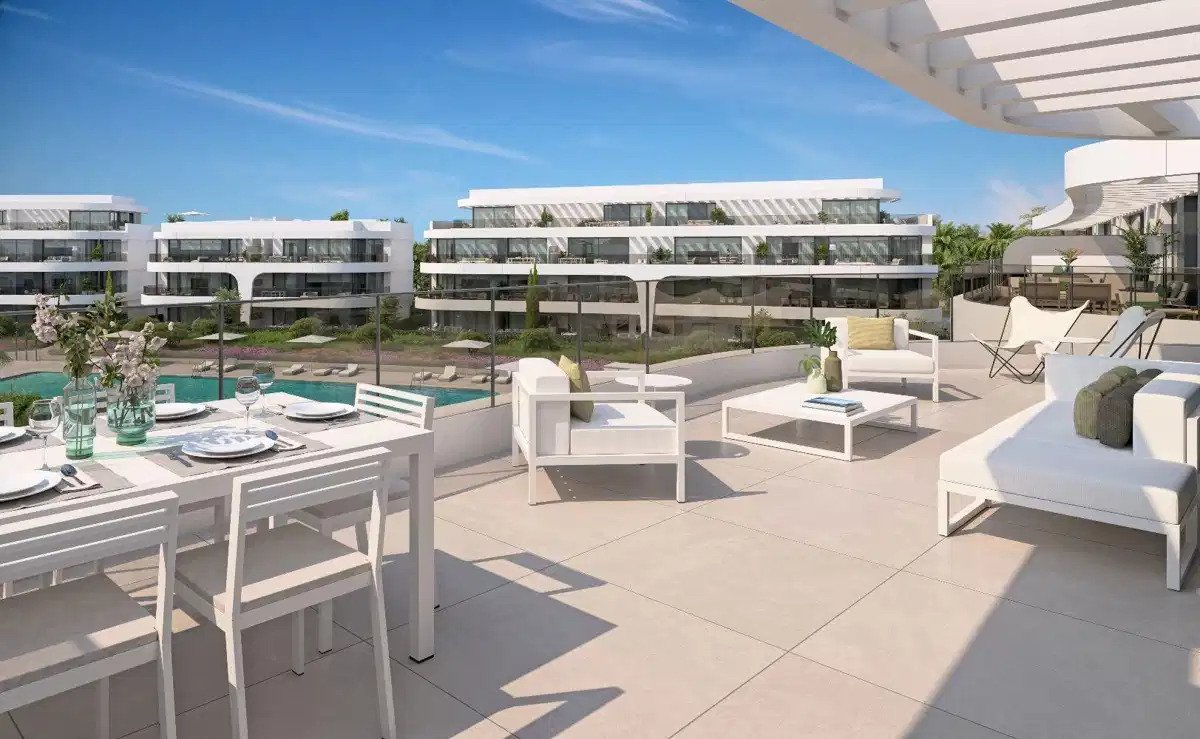 3-Bedroom, 2-Bathroom Ground Floor Apartment with Private Garden in Atalaya Golf
