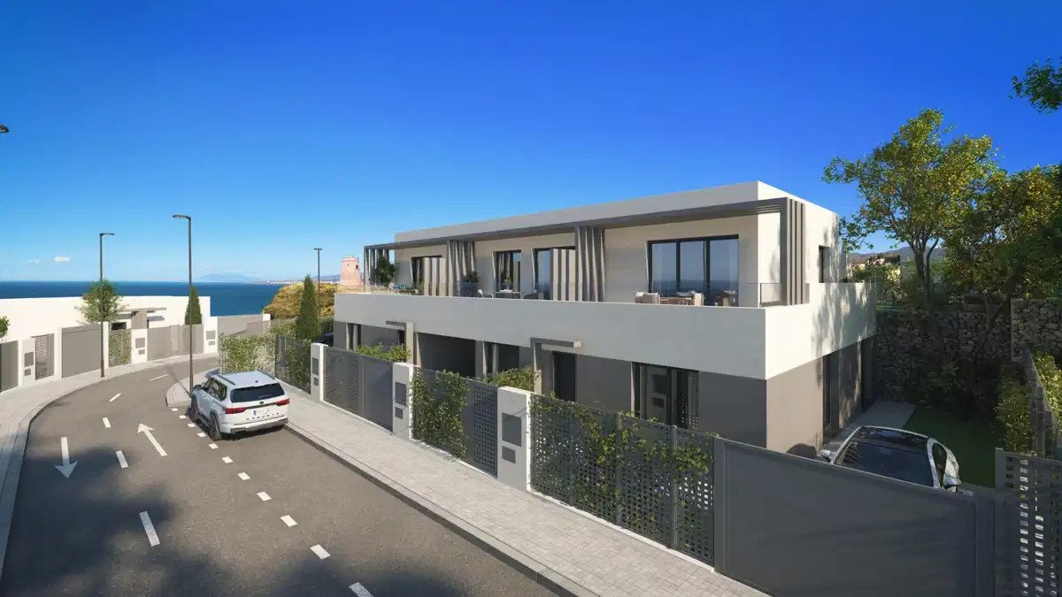 4-Bedroom, 2-Bathroom Semi-Detached Homes with Panoramic Sea Views in Castillo de Lagos