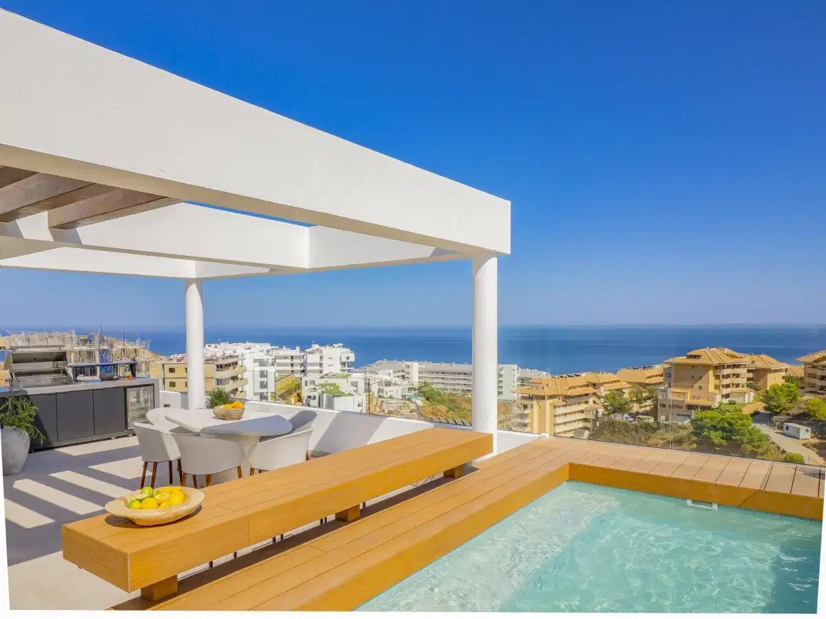 3-Bedroom, 3-Bathroom Townhouse with Sea Views in El Higuerón, Costa del Sol