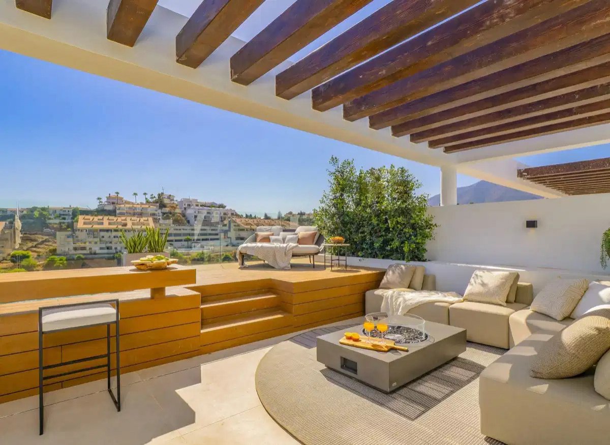 3-Bedroom, 3-Bathroom Townhouse with Sea Views in El Higuerón, Costa del Sol