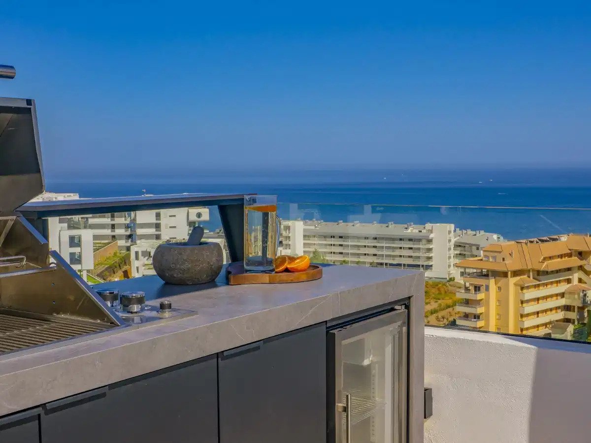 3-Bedroom, 3-Bathroom Townhouse with Sea Views in El Higuerón, Costa del Sol