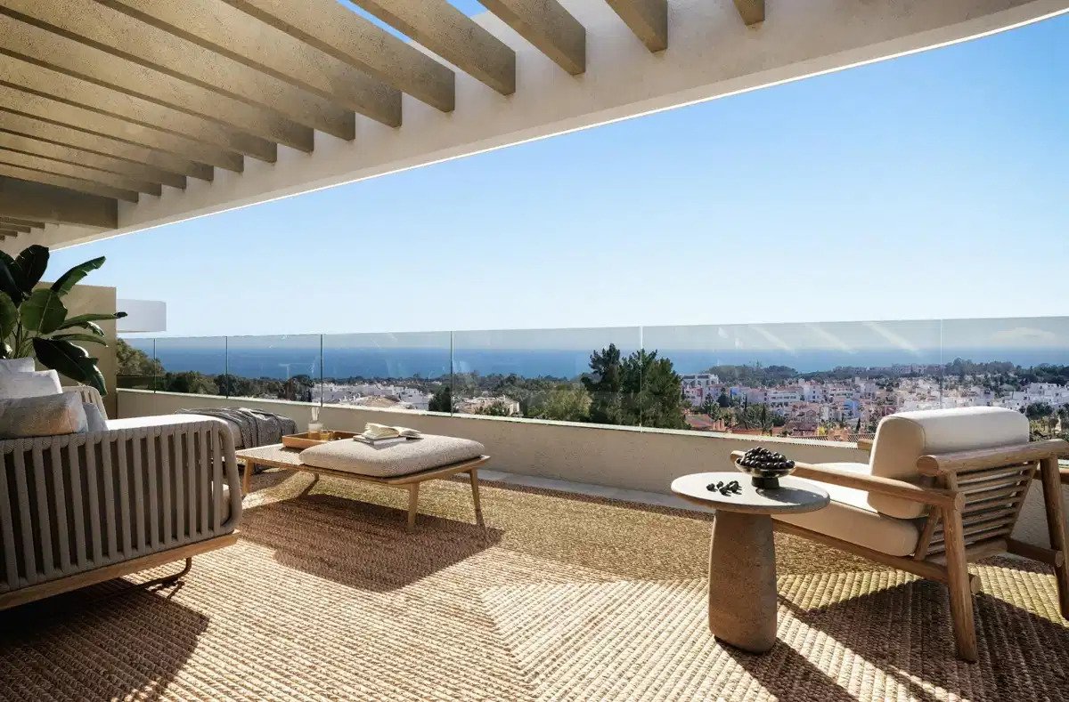 3-Bedroom, 2-Bathroom Luxury Apartment in El Campanario-Estepona Near Golf and Beach