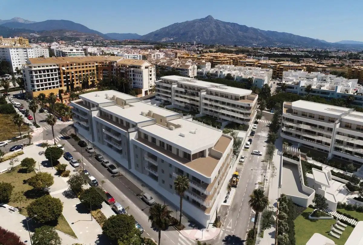 4-Bedroom, 3-Bathroom Penthouse in San Pedro de Alcantara Near the Beach