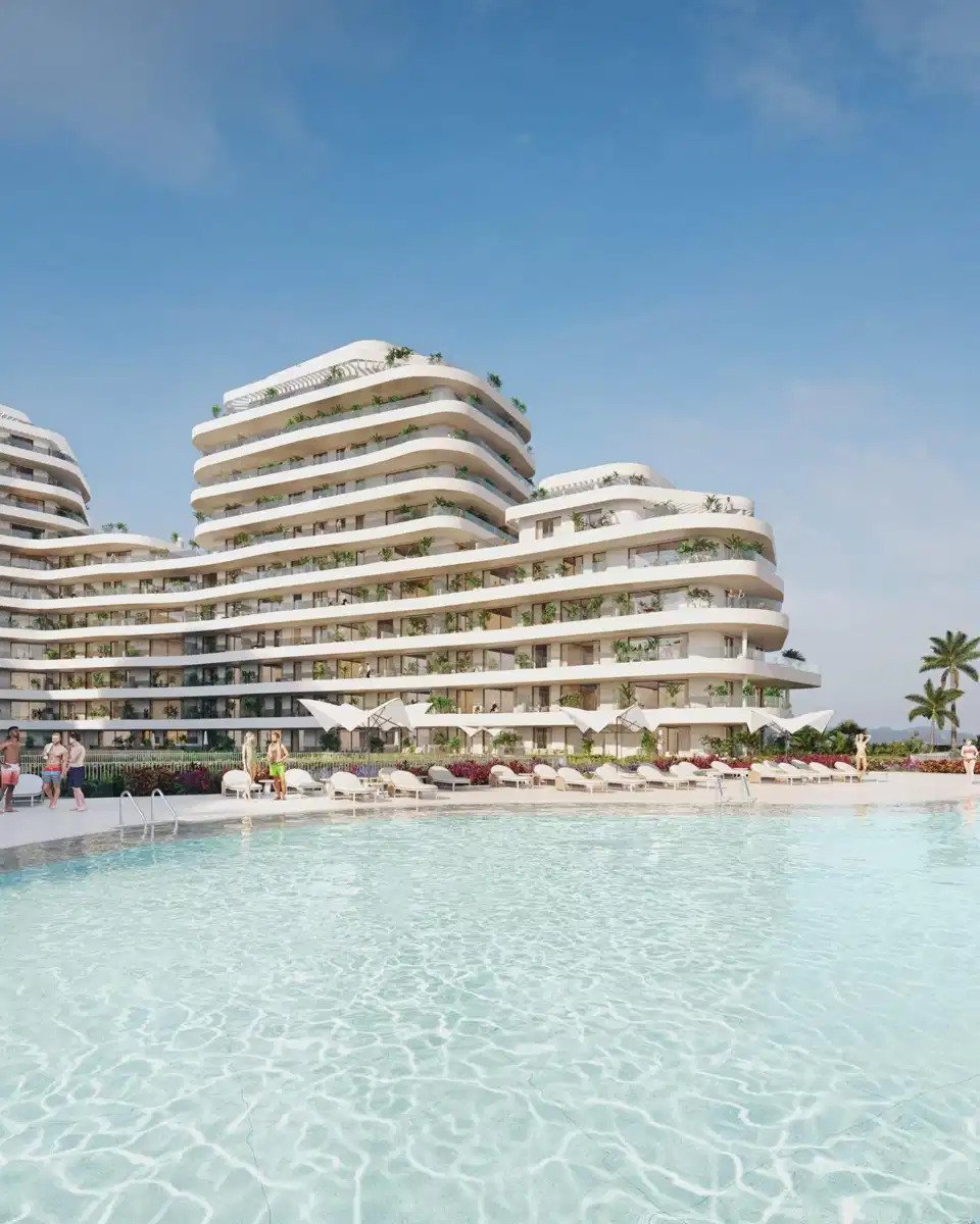 3-Bedroom, 2-Bathroom Luxury Beachfront Ground Floor Apartment with Panoramic Sea Views in Málaga