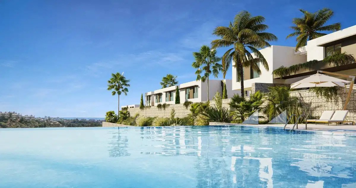 5-Bedroom, 5-Bathroom Semidetached Home with Sea and Golf Views in Marbella East