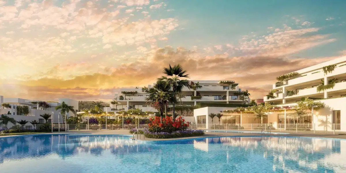 3-Bedroom, 2-Bathroom Penthouse with Panoramic Golf, Sea, and Mountain Views in Casares
