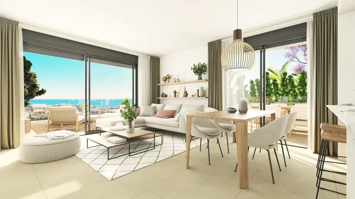 2-Bedroom, 2-Bathroom Penthouse with Expansive Terraces and Panoramic Views in Calanova Golf, Mijas