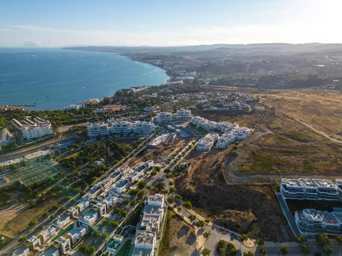 2-Bedroom, 2-Bathroom Luxury New Build Apartments in Estepona – Modern Mediterranean Living