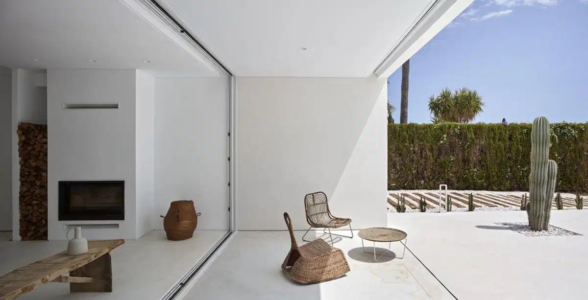 3-Bedroom, 3-Bathroom Modern Villas Near Estepona with Private Pool and Energy Efficient Design