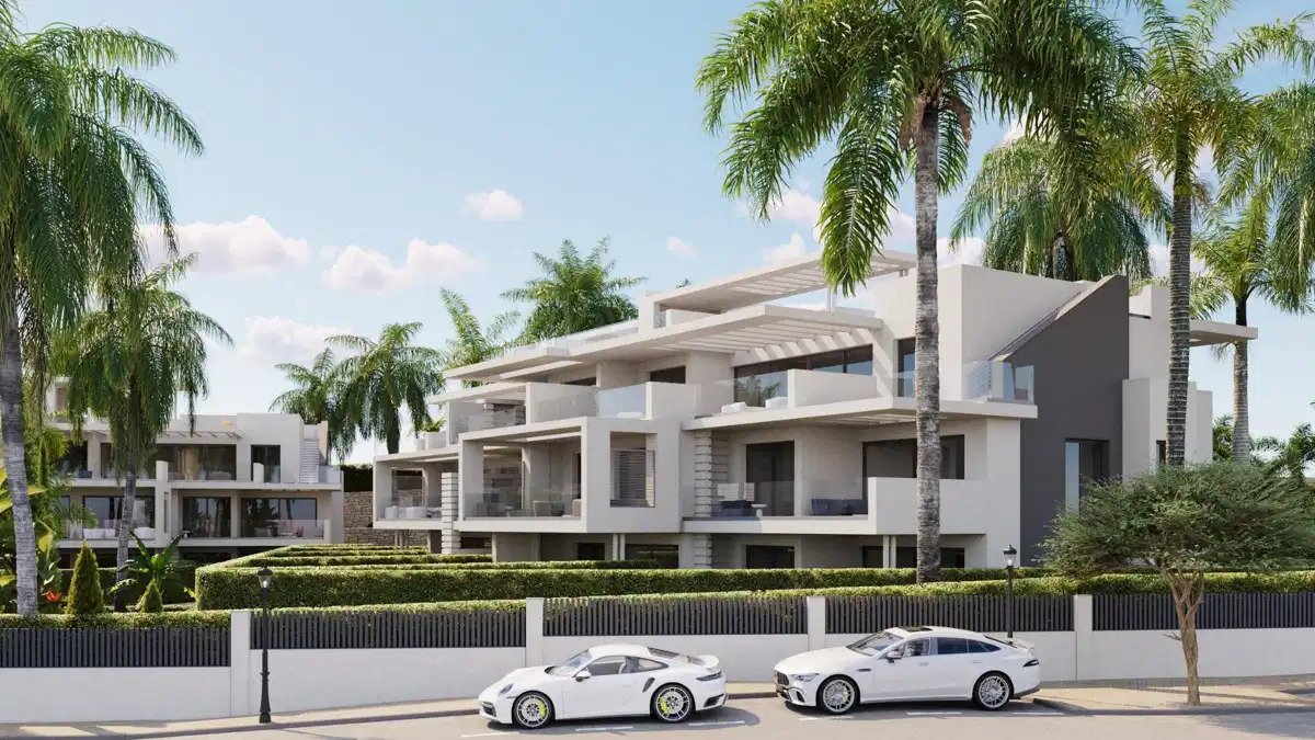 2-Bedroom, 2-Bathroom Modern Ground Floor Apartment with Expansive Terrace in Estepona