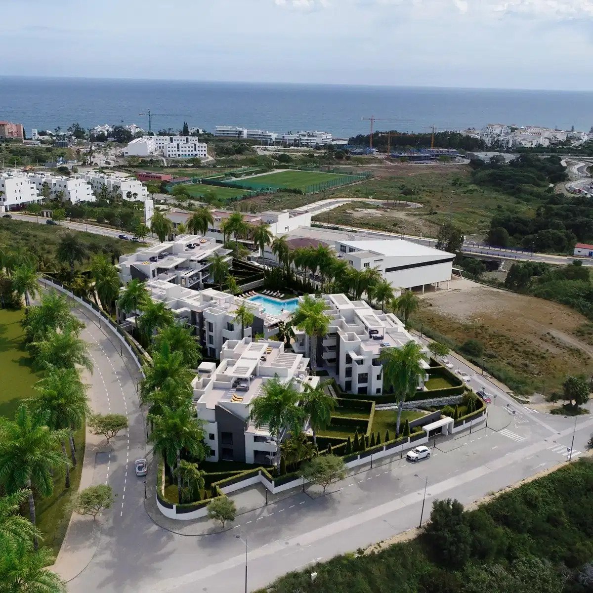 2-Bedroom, 2-Bathroom Modern Ground Floor Apartment with Expansive Terrace in Estepona