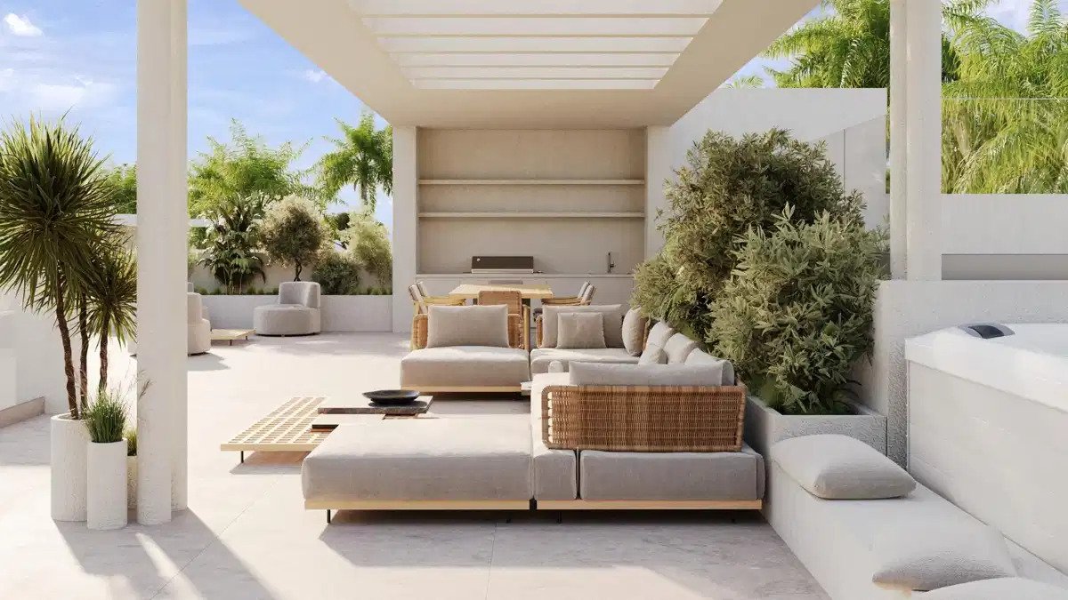 3-Bedroom, 2-Bathroom Penthouse with Expansive Terraces and Underground Parking in Estepona