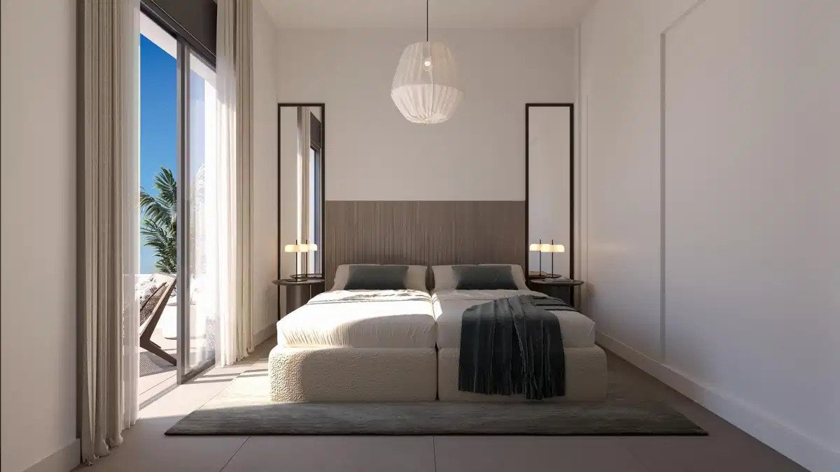 4-Bedroom, 3-Bathroom Townhouse Just 800m from the Beach in Torre del Mar