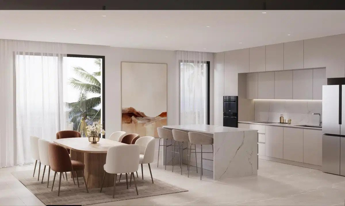 3-Bedroom, 2-Bathroom Ground Floor Apartment with Sea Views and Security near Estepona
