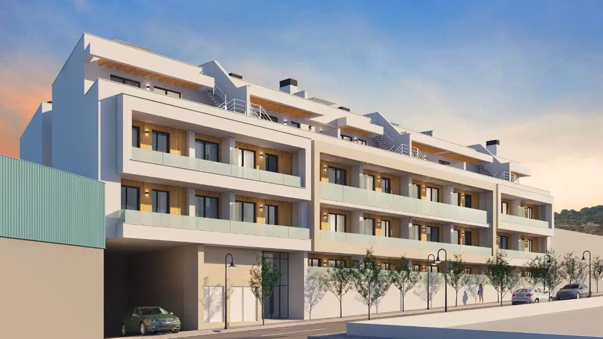 2-Bedroom, 2-Bathroom Apartment with Modern Finish and Communal Amenities in Mijas Costa