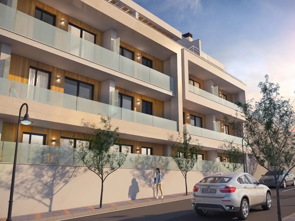 2-Bedroom, 2-Bathroom Apartment with Modern Finish and Communal Amenities in Mijas Costa