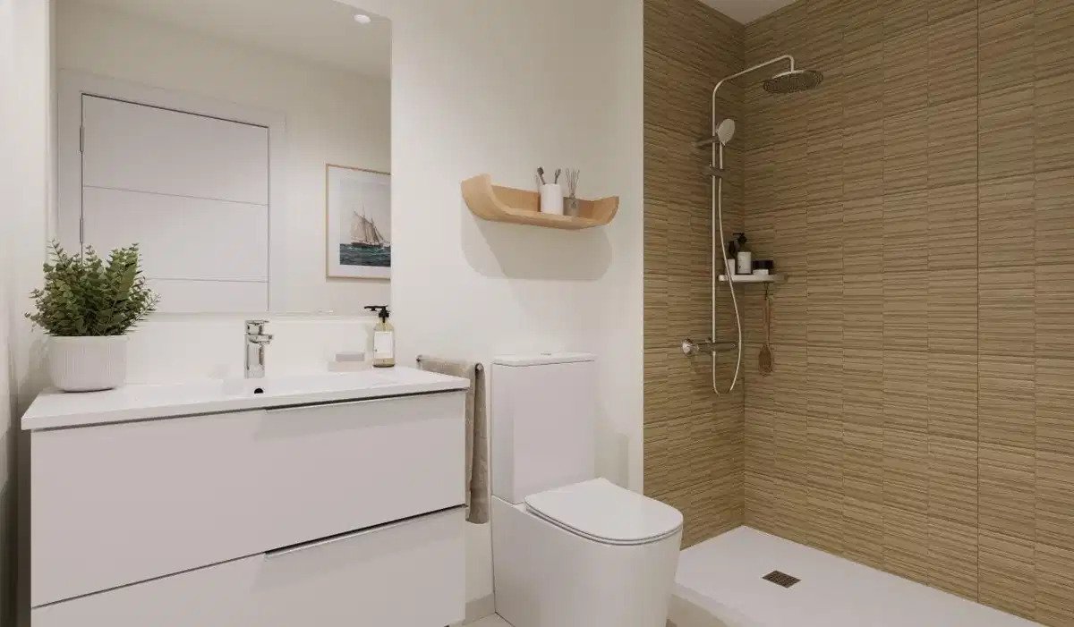 2-Bedroom, 2-Bathroom Ground Floor Apartment with Private Garden in Benalmádena Pueblo