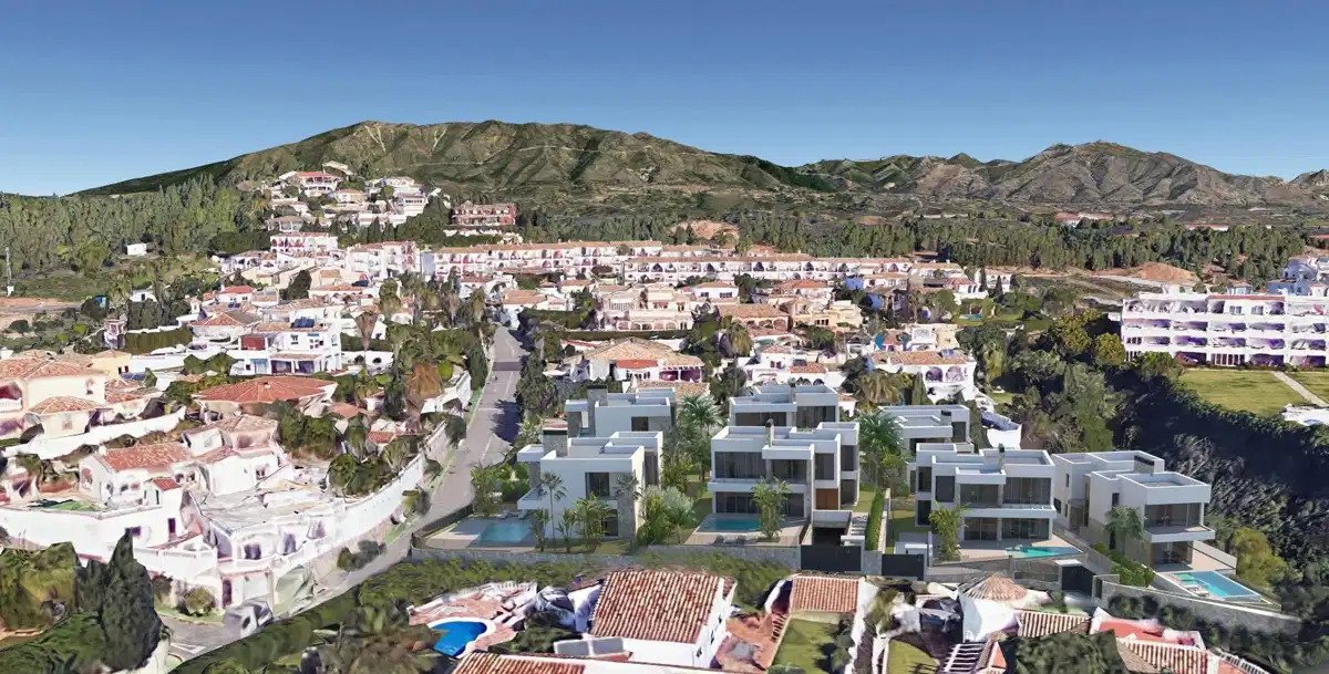 4-Bedroom, 3-Bathroom Villa with Private Pool and Sea Views in Las Farolas, Mijas Costa