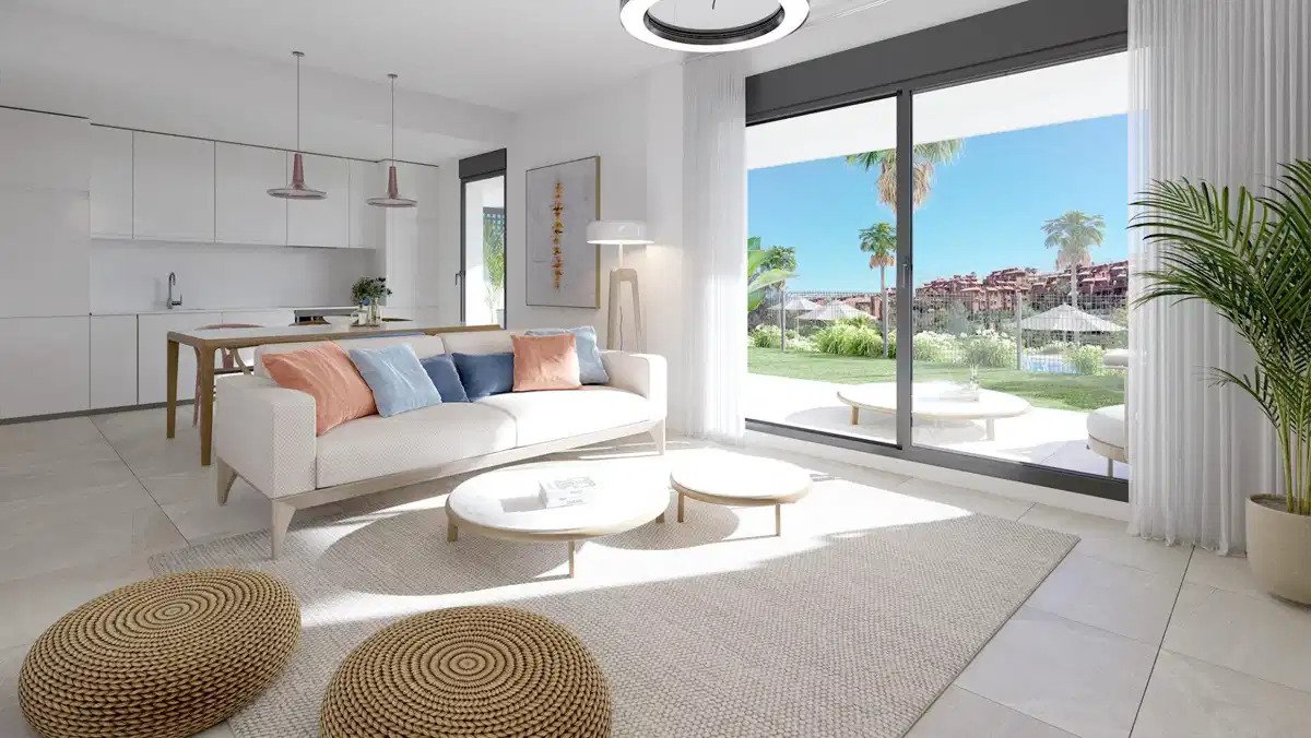 3-Bedroom, 2-Bathroom Ground Floor Apartment with Spa, Gym, and Sea Views in Estepona