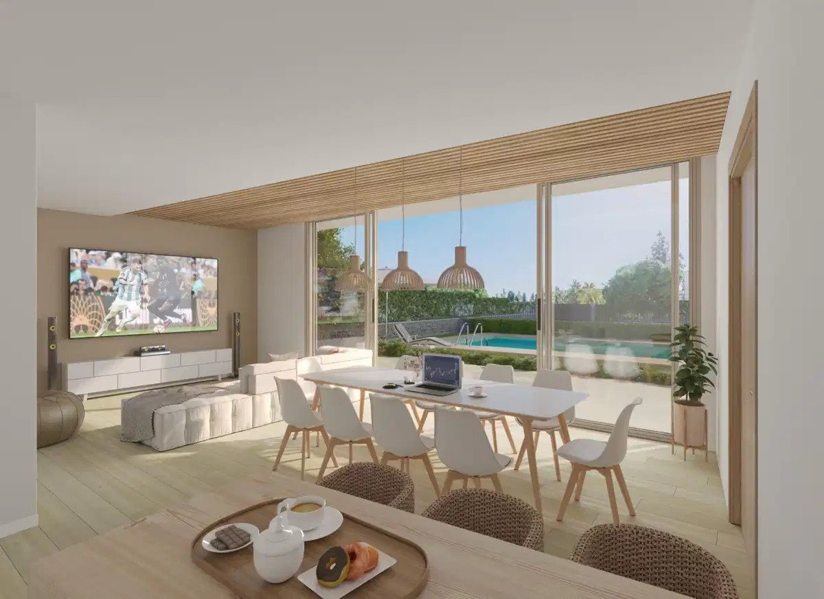 3-Bedroom, 2-Bathroom Penthouse with Private Solarium in Torremolinos