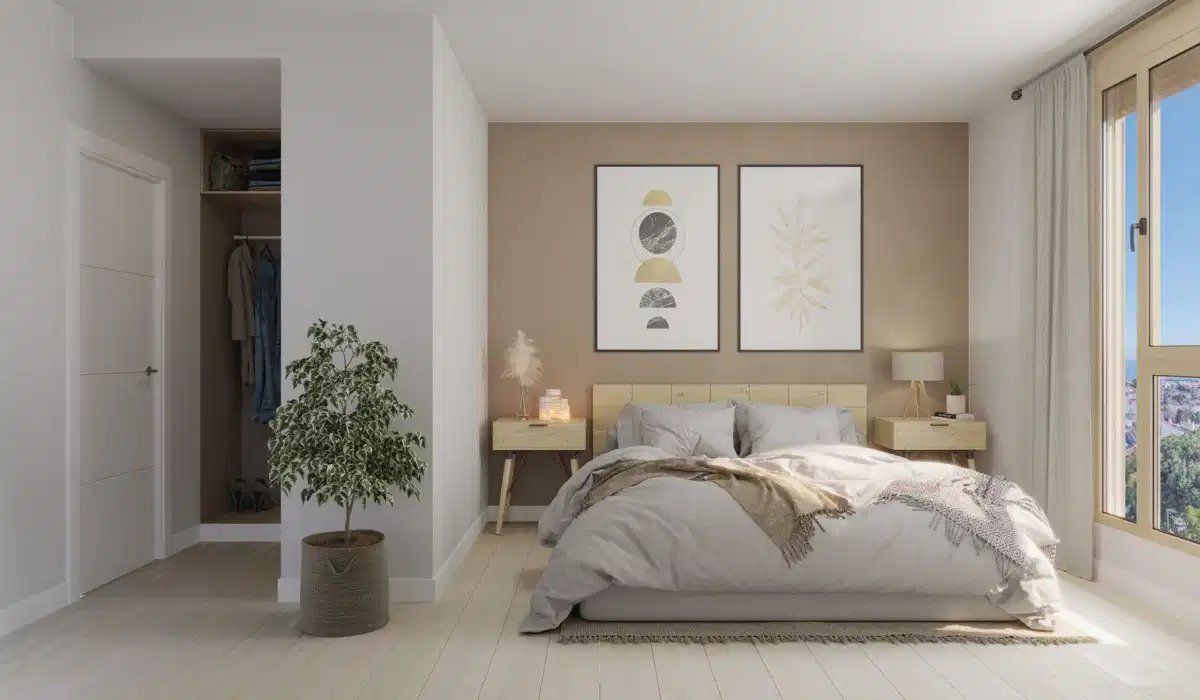 3-Bedroom, 2-Bathroom Penthouse with Private Solarium in Torremolinos