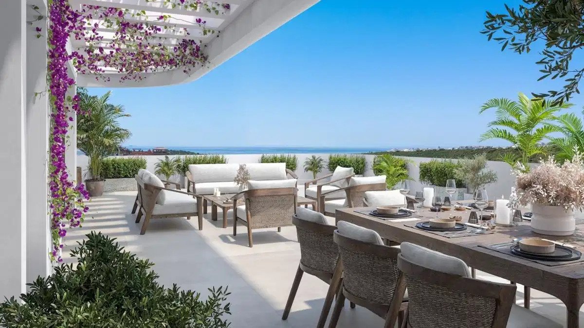 3-Bedroom, 2-Bathroom Apartment with Panoramic Sea and Golf Views in Casares Golf Resort