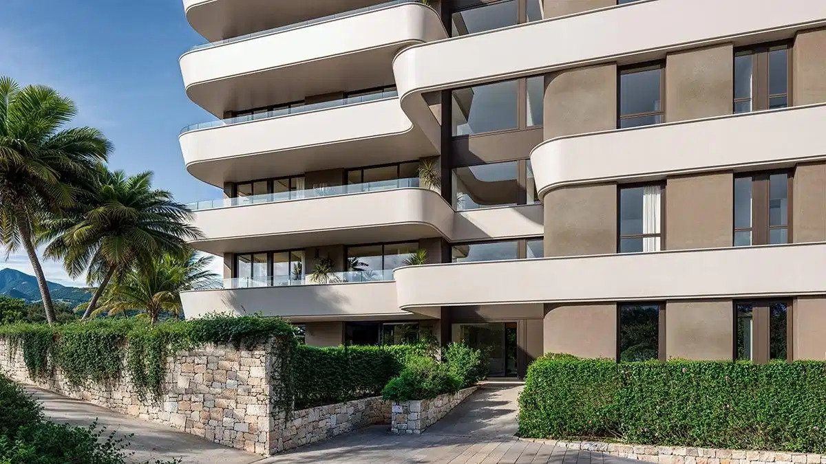 3-Bedroom, 2-Bathroom Contemporary Apartments with Rooftop Pool in Las Mesas, Estepona