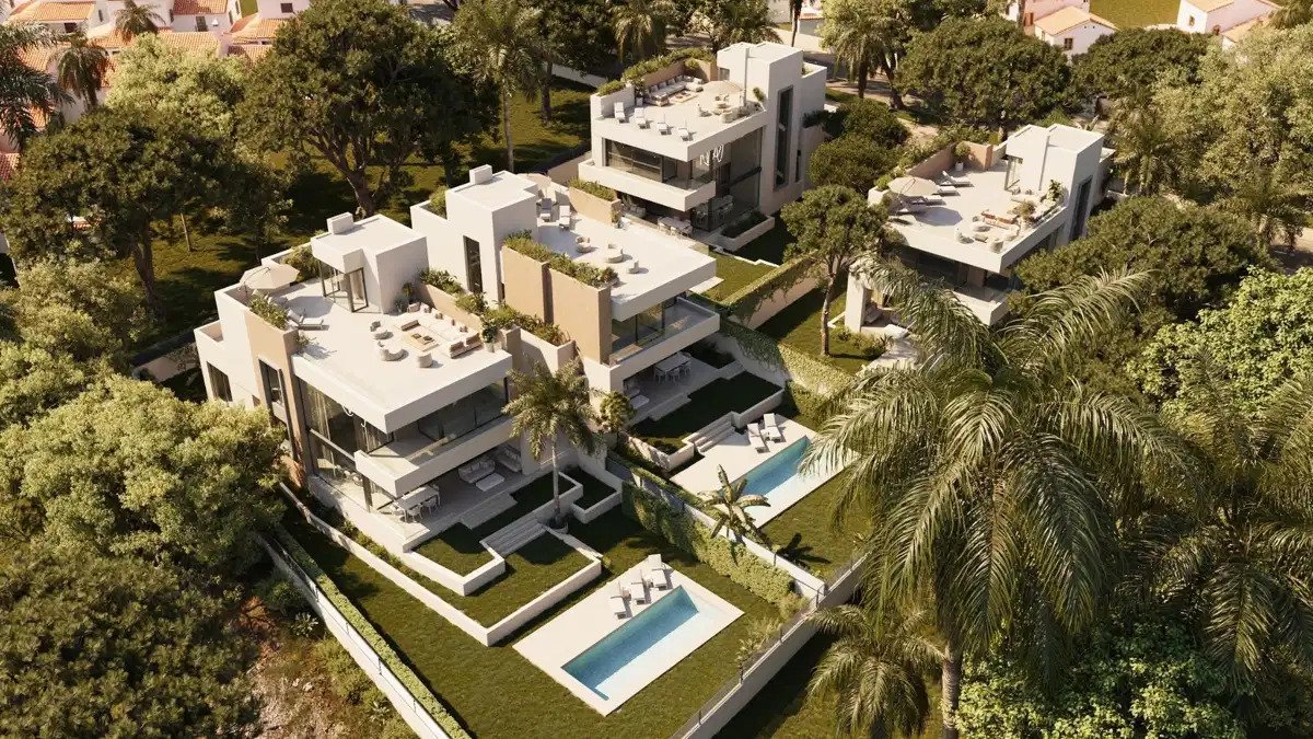 4-Bedroom, 4-Bathroom Luxury Villa with Private Pool, Gym, and Sauna in Marbella